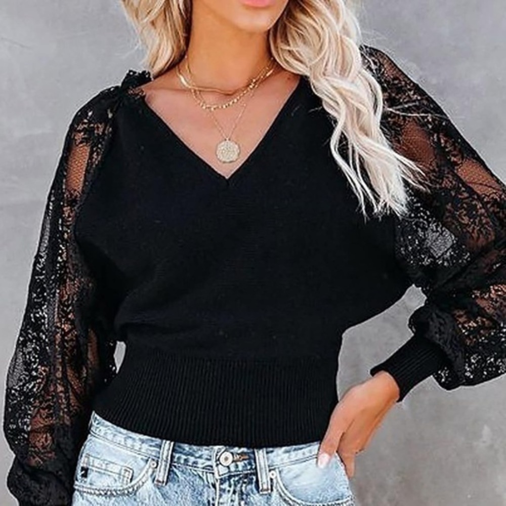 En Crème knit and Lace Dolman Sleeve Top